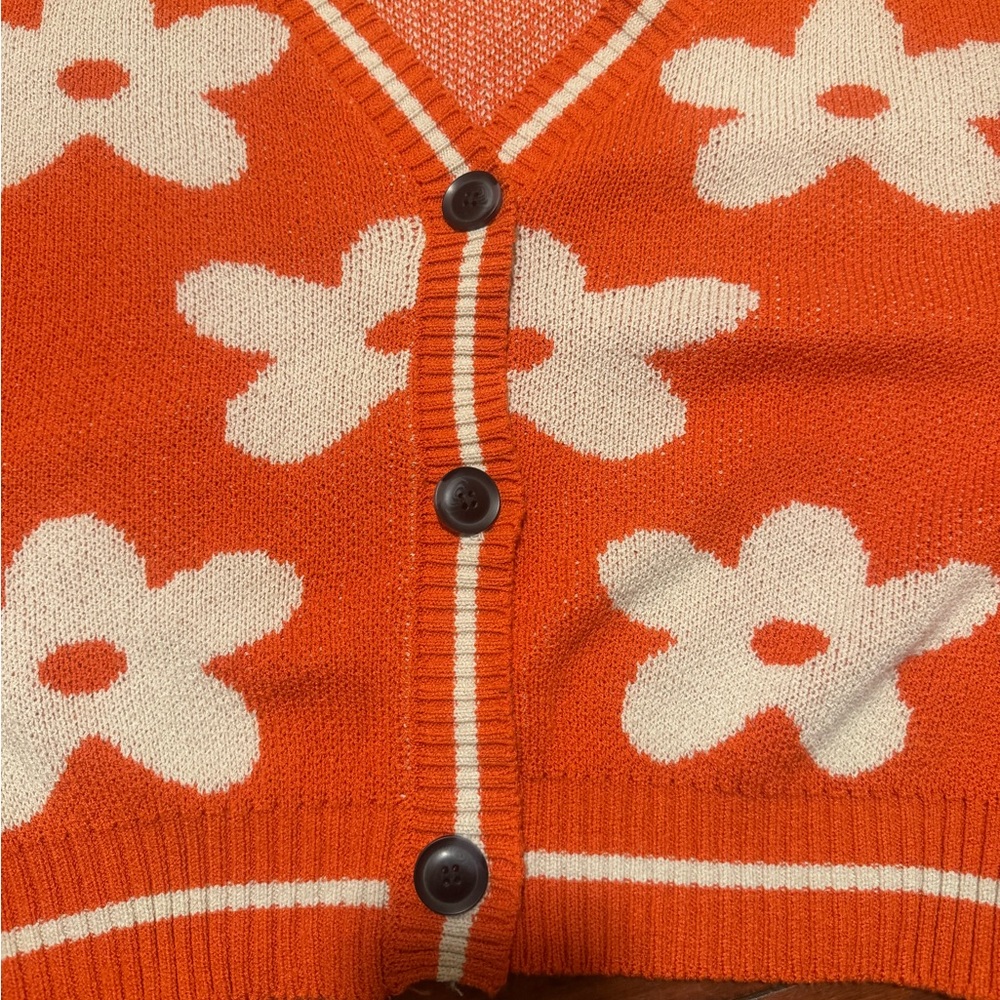 Bershka Orange Floral Button-Up Cardigan - Picture 4 of 9